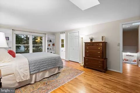 Bedroom - 14005 Pond View Rd, Silver Spring, MD 20905 photo 1 of 5