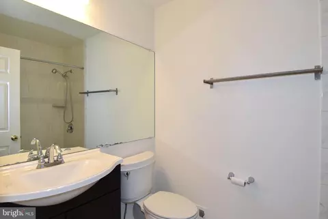 9233 Three Oaks Dr, Silver Spring, MD 20901 photo 31