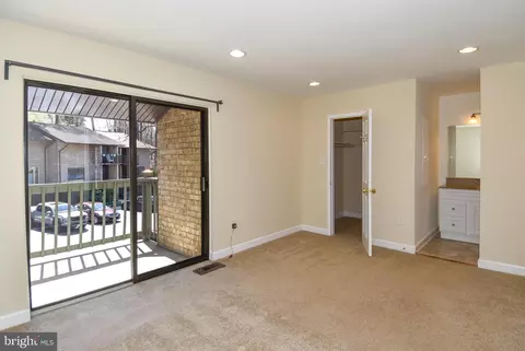 9233 Three Oaks Dr, Silver Spring, MD 20901 photo 19