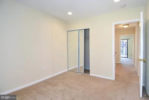 9233 Three Oaks Dr, Silver Spring, MD 20901 photo 28
