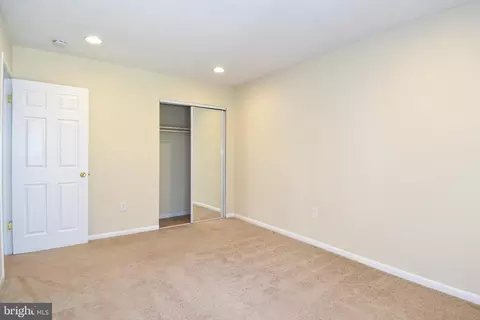 9233 Three Oaks Dr, Silver Spring, MD 20901 photo 30
