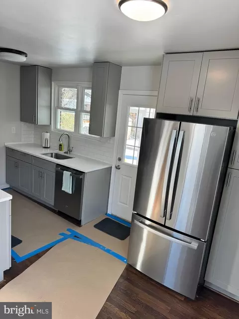 Kitchen - 12509 Bushey Dr, Silver Spring, MD 20906 photo 5 of 7