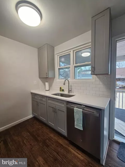 Kitchen - 12509 Bushey Dr, Silver Spring, MD 20906 photo 6 of 7