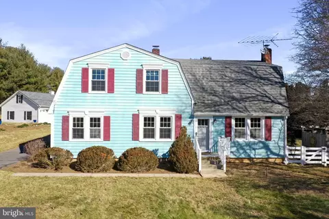 Exterior - 16911 Barnesville Rd, Boyds, MD 20841 photo 2 of 19