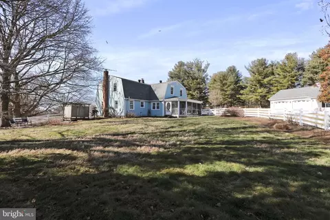 Exterior - 16911 Barnesville Rd, Boyds, MD 20841 photo 7 of 19