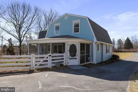 Exterior - 16911 Barnesville Rd, Boyds, MD 20841 photo 9 of 19