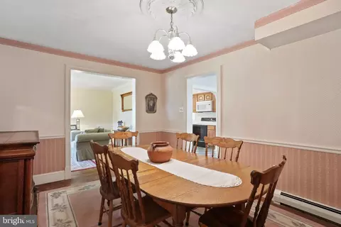 Dining - 16911 Barnesville Rd, Boyds, MD 20841 photo 2 of 2