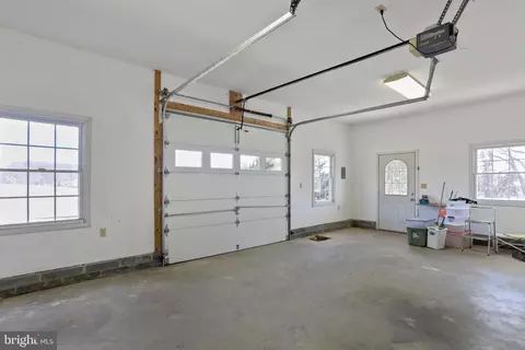 Exterior - 16911 Barnesville Rd, Boyds, MD 20841 photo 16 of 19