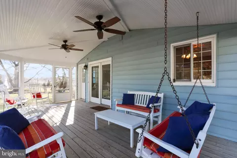 Exterior - 16911 Barnesville Rd, Boyds, MD 20841 photo 14 of 19