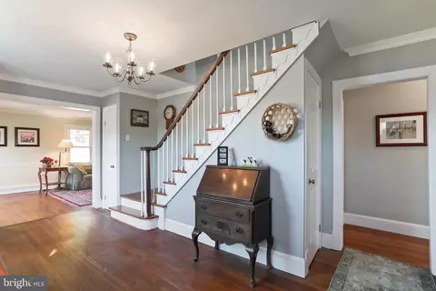 Entry Way - 16911 Barnesville Rd, Boyds, MD 20841 photo 1 of 2