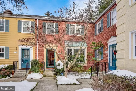 6687 Fairfax Rd, Chevy Chase, MD 20815