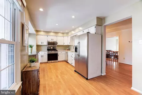 9053 Ottawa Pl, Silver Spring, MD 20910 photo 14