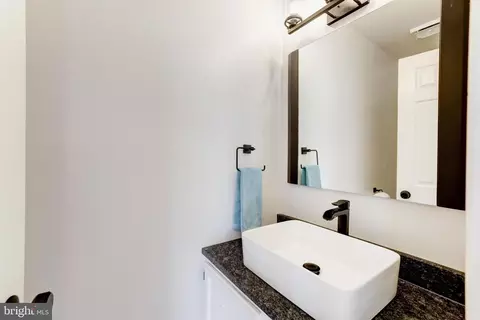 9053 Ottawa Pl, Silver Spring, MD 20910 photo 4