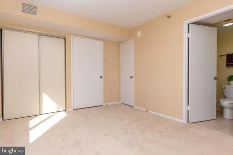 15101 Interlachen Dr #1-1008, Silver Spring, MD 20906 photo 14