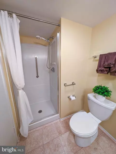 15101 Interlachen Dr #1-1008, Silver Spring, MD 20906 photo 15