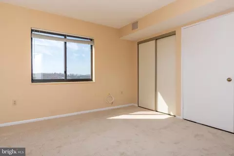 15101 Interlachen Dr #1-1008, Silver Spring, MD 20906 photo 13