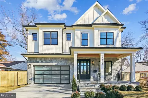 9205 Burley Dr, Bethesda, MD 20817