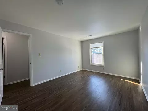 862 Quince Orchard Blvd #202, Gaithersburg, MD 20878