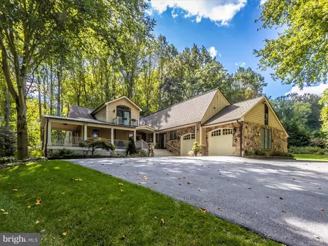 18623 Brooke Rd, Sandy Spring, MD 20860