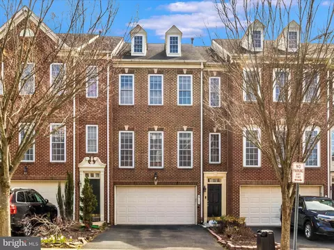 917 Highland Ridge Ave, Gaithersburg, MD 20878