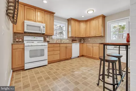 10403 Tenbrook Dr, Silver Spring, MD 20901 photo 18