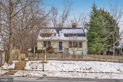 10403 Tenbrook Dr, Silver Spring, MD 20901 photo 2