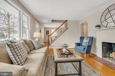 10403 Tenbrook Dr, Silver Spring, MD 20901 photo 4