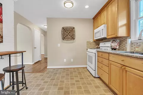 10403 Tenbrook Dr, Silver Spring, MD 20901 photo 22