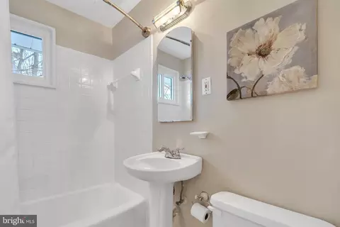 10403 Tenbrook Dr, Silver Spring, MD 20901 photo 26
