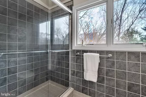 10403 Tenbrook Dr, Silver Spring, MD 20901 photo 46