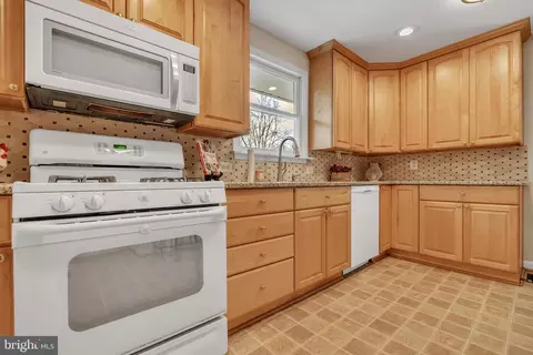 10403 Tenbrook Dr, Silver Spring, MD 20901 photo 20