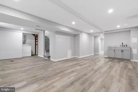 Living - 2405 Kimberly St, Silver Spring, MD 20902 photo 5 of 6
