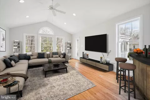 1817 Arcola Ave, Silver Spring, MD 20902 photo 9