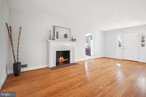 1817 Arcola Ave, Silver Spring, MD 20902 photo 5