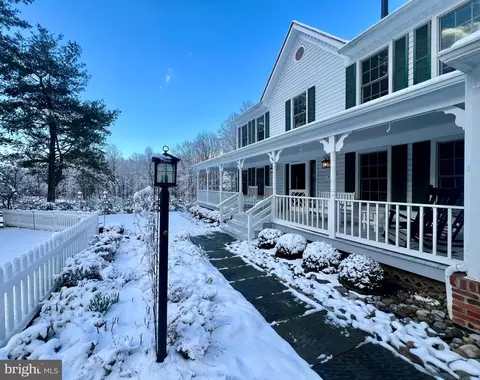 Exterior - 16250 Whitehaven Rd, Silver Spring, MD 20906 photo 15 of 25