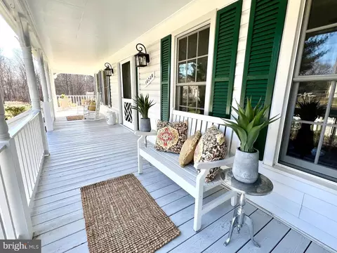 Exterior - 16250 Whitehaven Rd, Silver Spring, MD 20906 photo 5 of 25