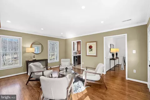 Living - 16250 Whitehaven Rd, Silver Spring, MD 20906 photo 9 of 12