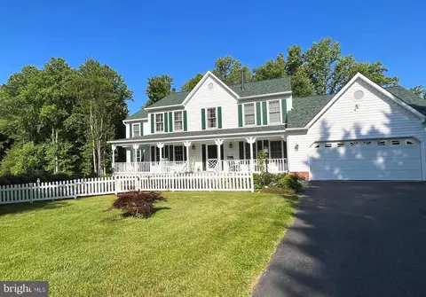 Exterior - 16250 Whitehaven Rd, Silver Spring, MD 20906 photo 1 of 25