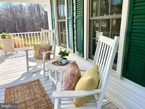 Exterior - 16250 Whitehaven Rd, Silver Spring, MD 20906 photo 3 of 25