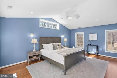 Bedroom - 16250 Whitehaven Rd, Silver Spring, MD 20906 photo 2 of 6