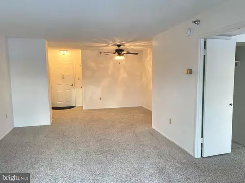 15115 Interlachen Dr #3-206, Silver Spring, MD 20906 photo 6