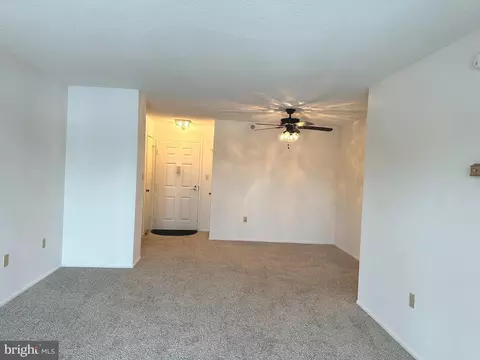 15115 Interlachen Dr #3-206, Silver Spring, MD 20906 photo 9