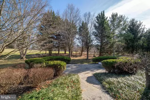 Exterior - 403 Firestone Dr, Ashton, MD 20861 photo 12 of 15