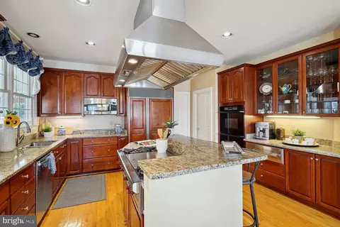 Kitchen - 403 Firestone Dr, Ashton, MD 20861 photo 3 of 5