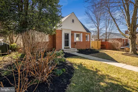 Exterior - 2716 Hardy Ave, Silver Spring, MD 20902 photo 3 of 13