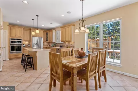 9821 Mount Pleasant Rd, Silver Spring, MD 20910 photo 7