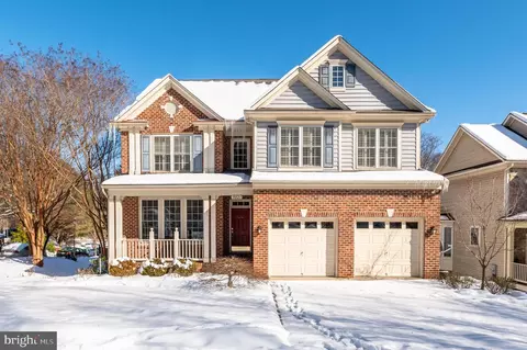 9821 Mount Pleasant Rd, Silver Spring, MD 20910