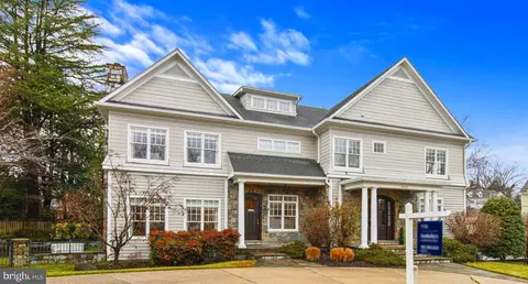 5801 Ipswich Rd, Bethesda, MD 20814