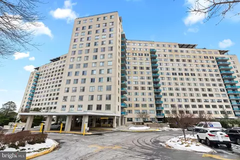 10500 Rockville Pik #G-10, Rockville, MD 20852