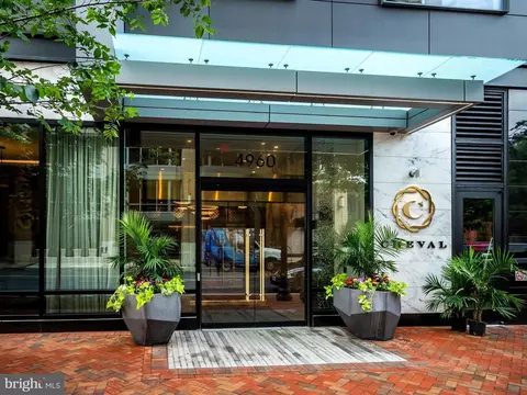 4960 Fairmont Ave #707, Bethesda, MD 20814